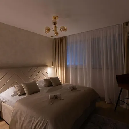 Golden View Luxury