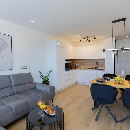 Golden View Luxury ספליט